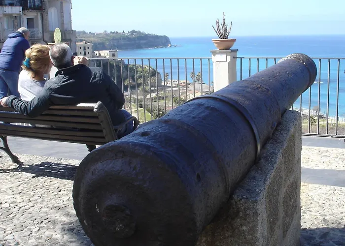 Sul Mare Capo Vaticano